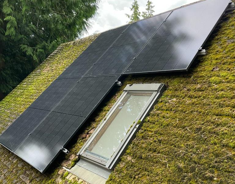 solar panel installation on home in Oxford