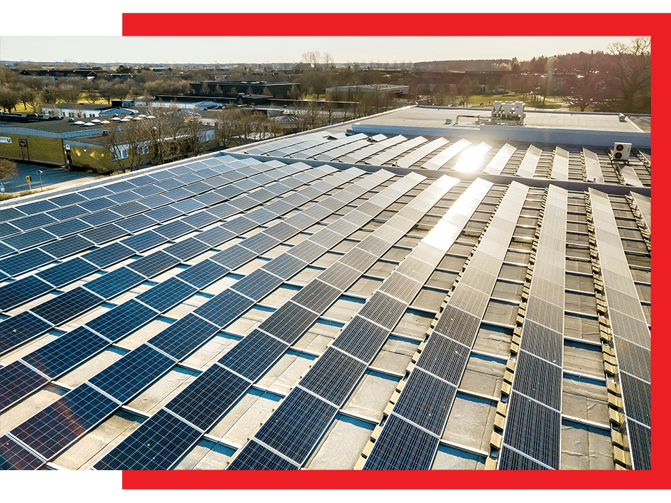 mounted-solar-panels-on-roof-commercial-min Mounted Solar Panels On Roof Commercial Min