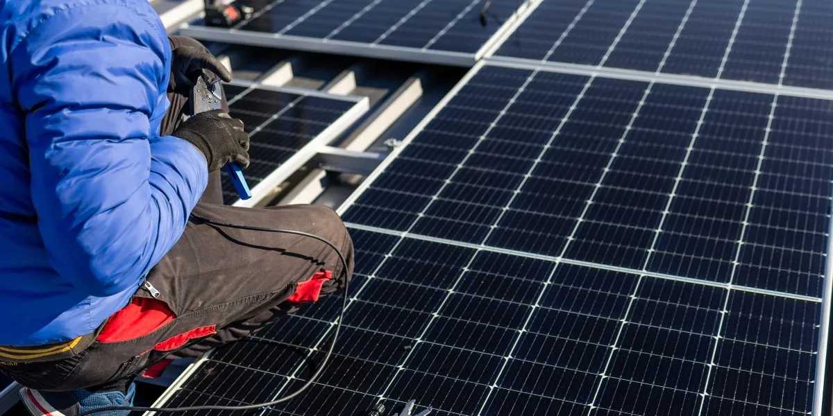 solar panel repair cost