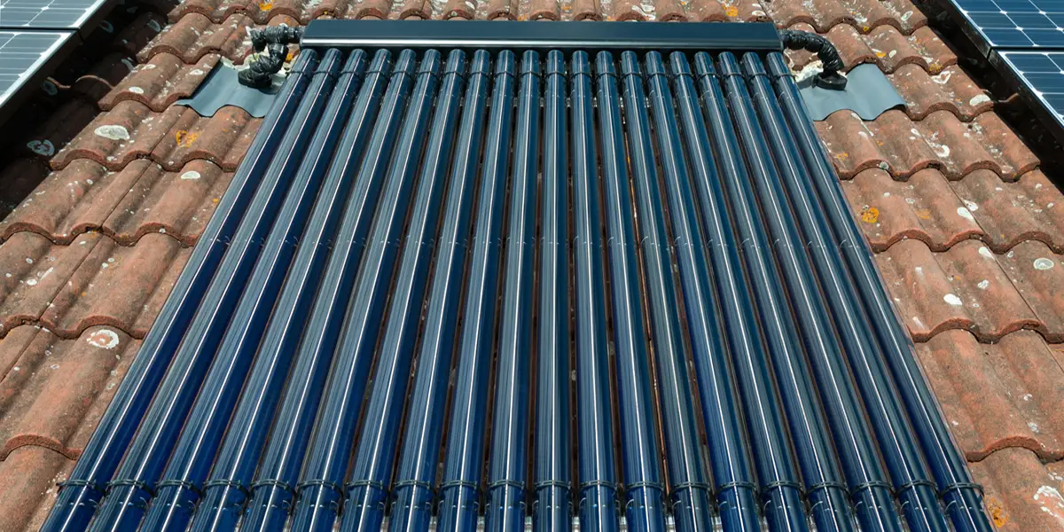 how to service solar thermal panels