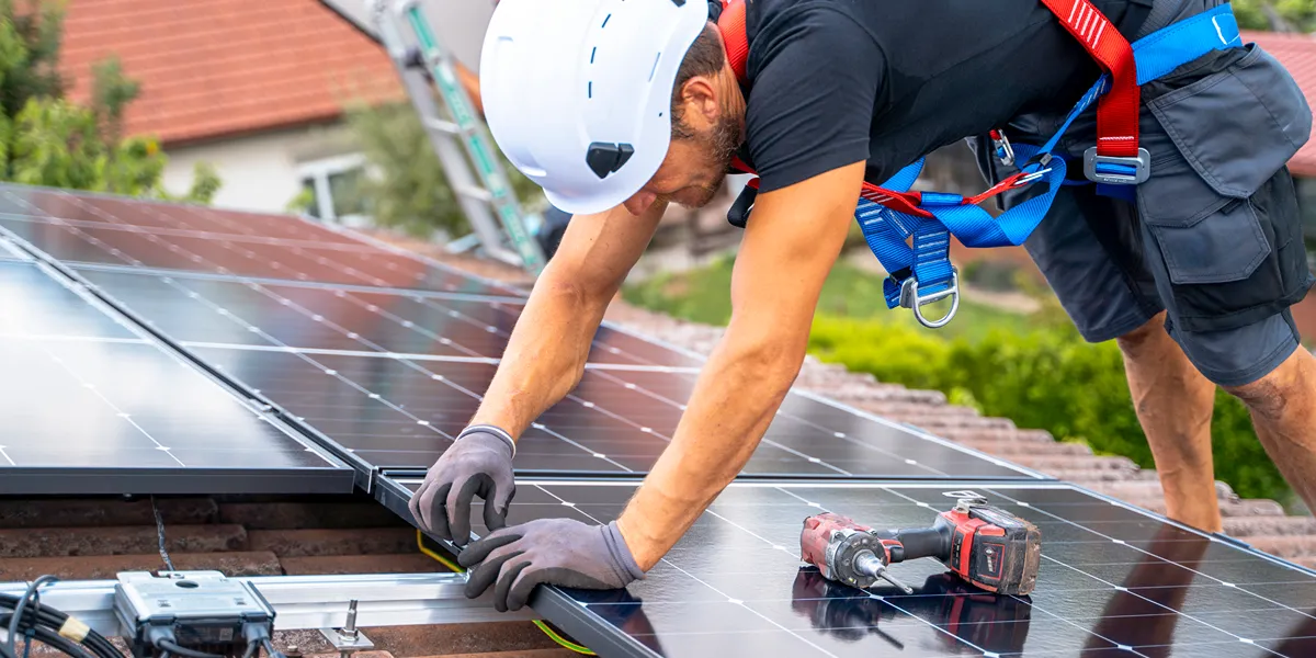 solar panel installation process